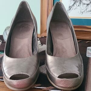 A2 By Aerosoles Metallic Peep-Toe Heels